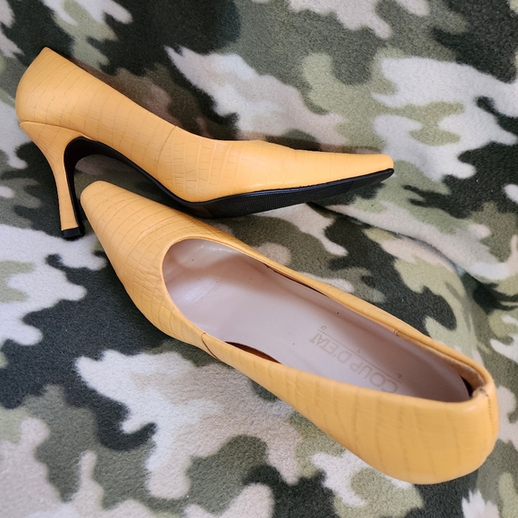 Women's Coup D'etat High Heels - Picture 3 of 12